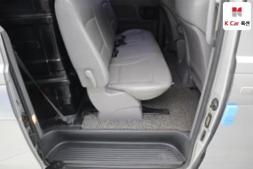2012 - hyundai grand starex