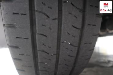 2012 - hyundai grand starex