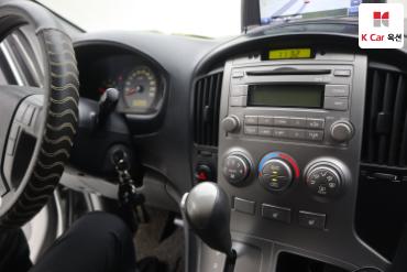 2012 - hyundai grand starex