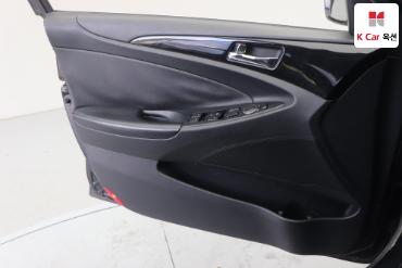 2011 - hyundai sonata