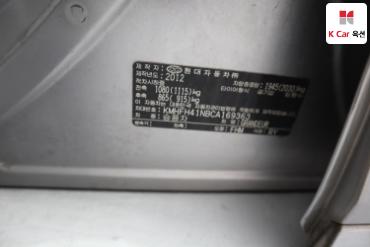 2012 - hyundai grandeur