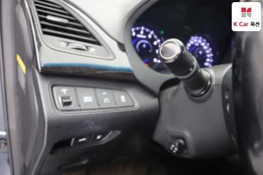 2013 - hyundai grandeur