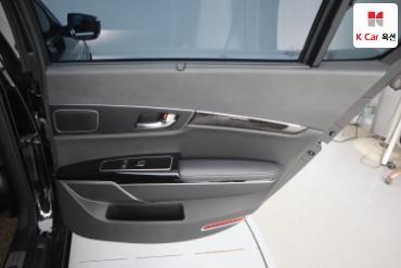 2018 - kia k9