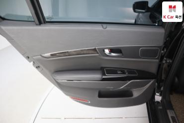 2018 - kia k9