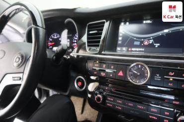 2018 - kia k9