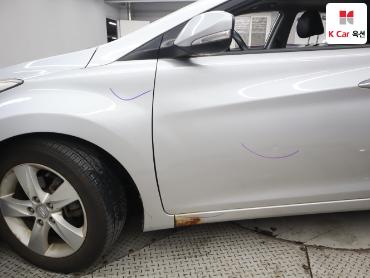 2012 - hyundai avante