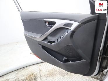 2012 - hyundai avante