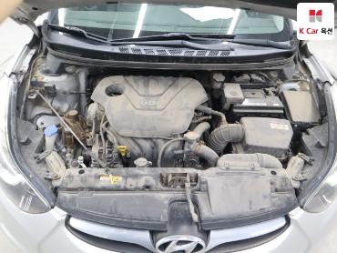 2012 - hyundai avante