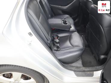 2012 - hyundai avante
