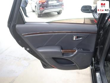 2010 - hyundai grandeur