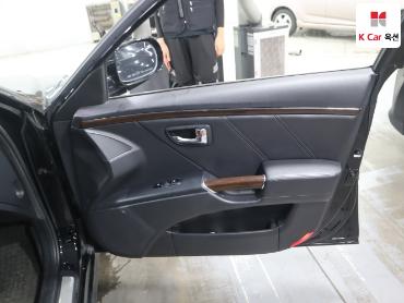 2010 - hyundai grandeur