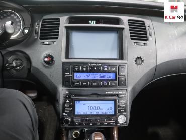 2010 - hyundai grandeur