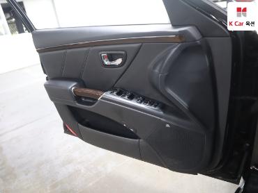 2010 - hyundai grandeur