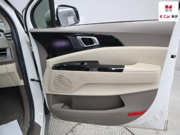 2021 - kia carnival