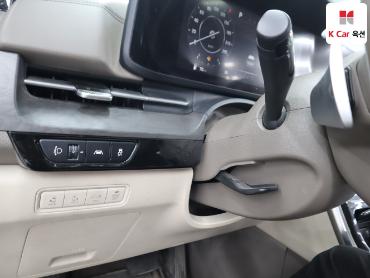 2021 - kia carnival