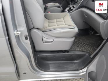 2019 - hyundai grand starex