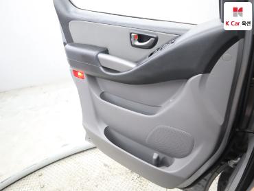 2019 - hyundai grand starex