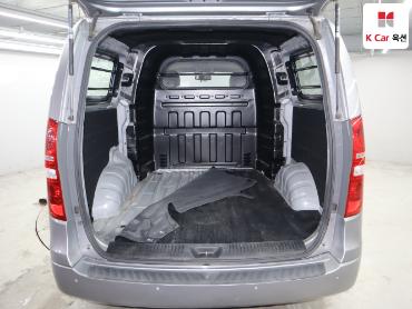 2019 - hyundai grand starex