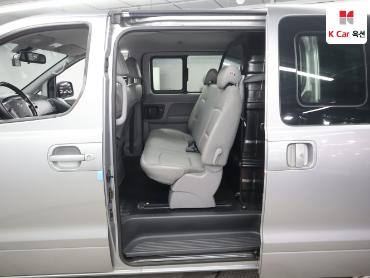 2019 - hyundai grand starex