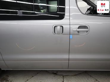 2019 - hyundai grand starex