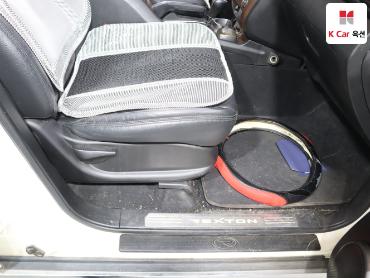 2014 - kg mobility (ssangyong) rexton