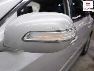 2011 - hyundai grandeur