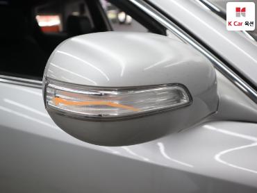 2011 - hyundai grandeur
