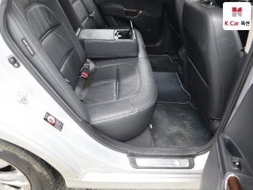2011 - hyundai grandeur