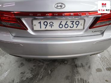 2011 - hyundai grandeur