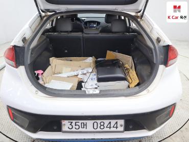 2016 - hyundai ioniq