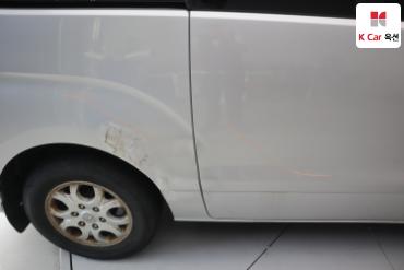 2010 - hyundai grand starex