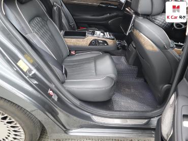 2019 - genesis g90