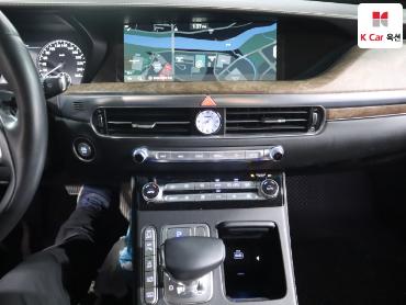 2019 - genesis g90