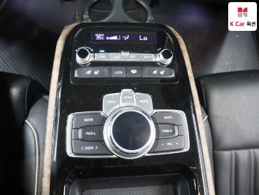 2019 - genesis g90