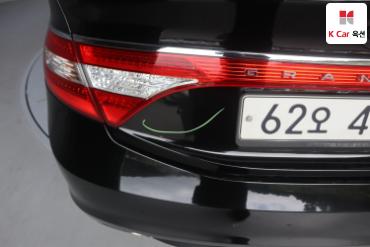 2015 - hyundai grandeur