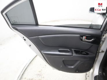 2009 - kia roche