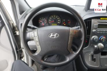 2014 - hyundai grand starex
