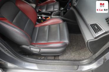 2018 - hyundai avante