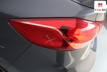 2018 - hyundai avante