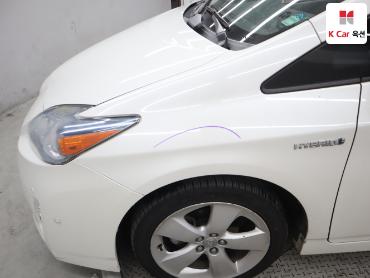 2011 - toyota prius