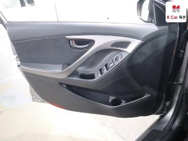 2011 - hyundai avante