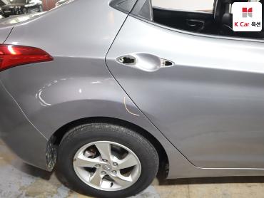 2011 - hyundai avante