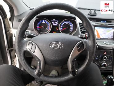 2014 - hyundai avante