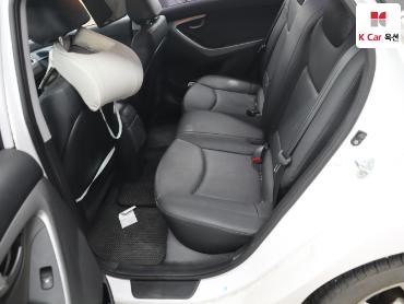 2014 - hyundai avante