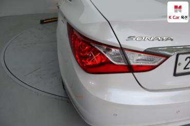 2012 - hyundai sonata