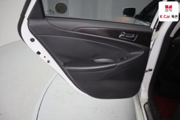 2012 - hyundai sonata