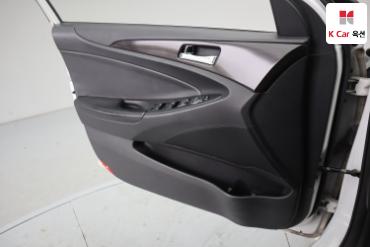 2012 - hyundai sonata