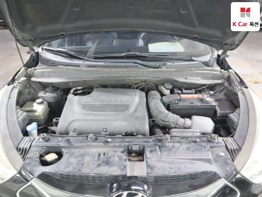 2011 - hyundai tucson