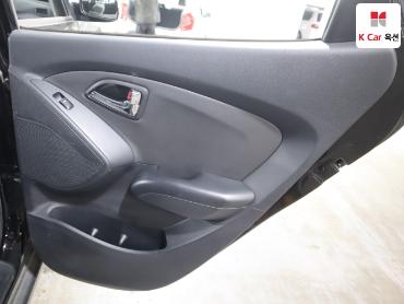 2011 - hyundai tucson