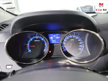 2011 - hyundai tucson